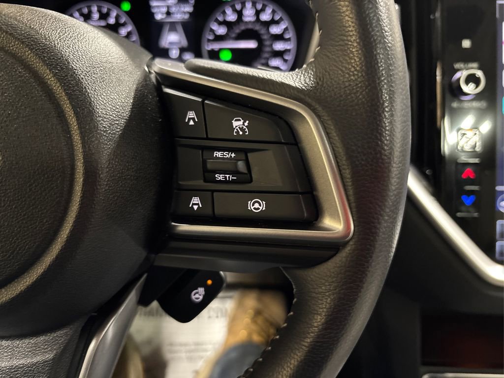 Used 2024 Subaru Ascent Limited w/ Technology Package image 29