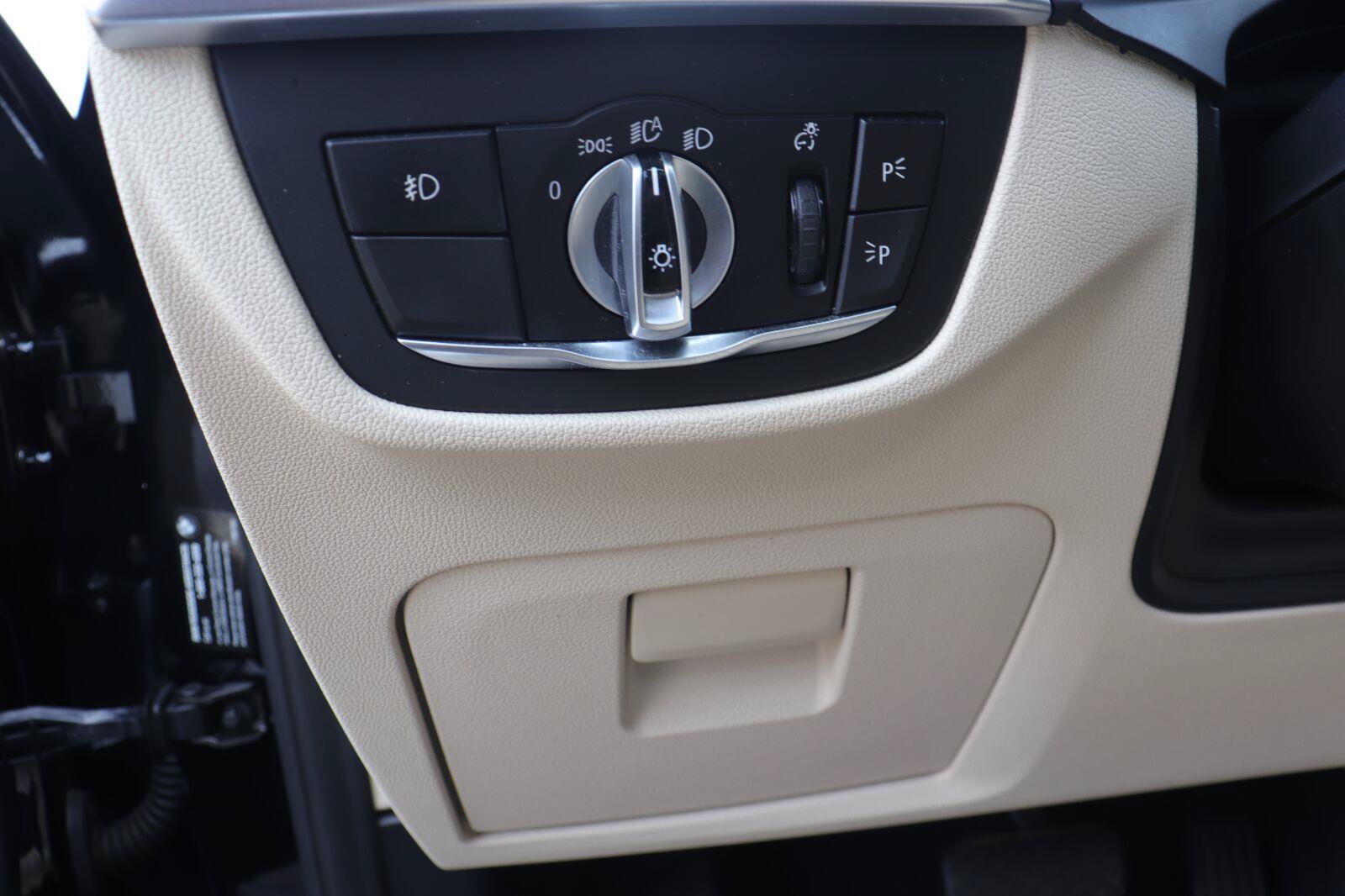 Used 2019 BMW X3 sDrive30i w/ Convenience Package RWD image 30