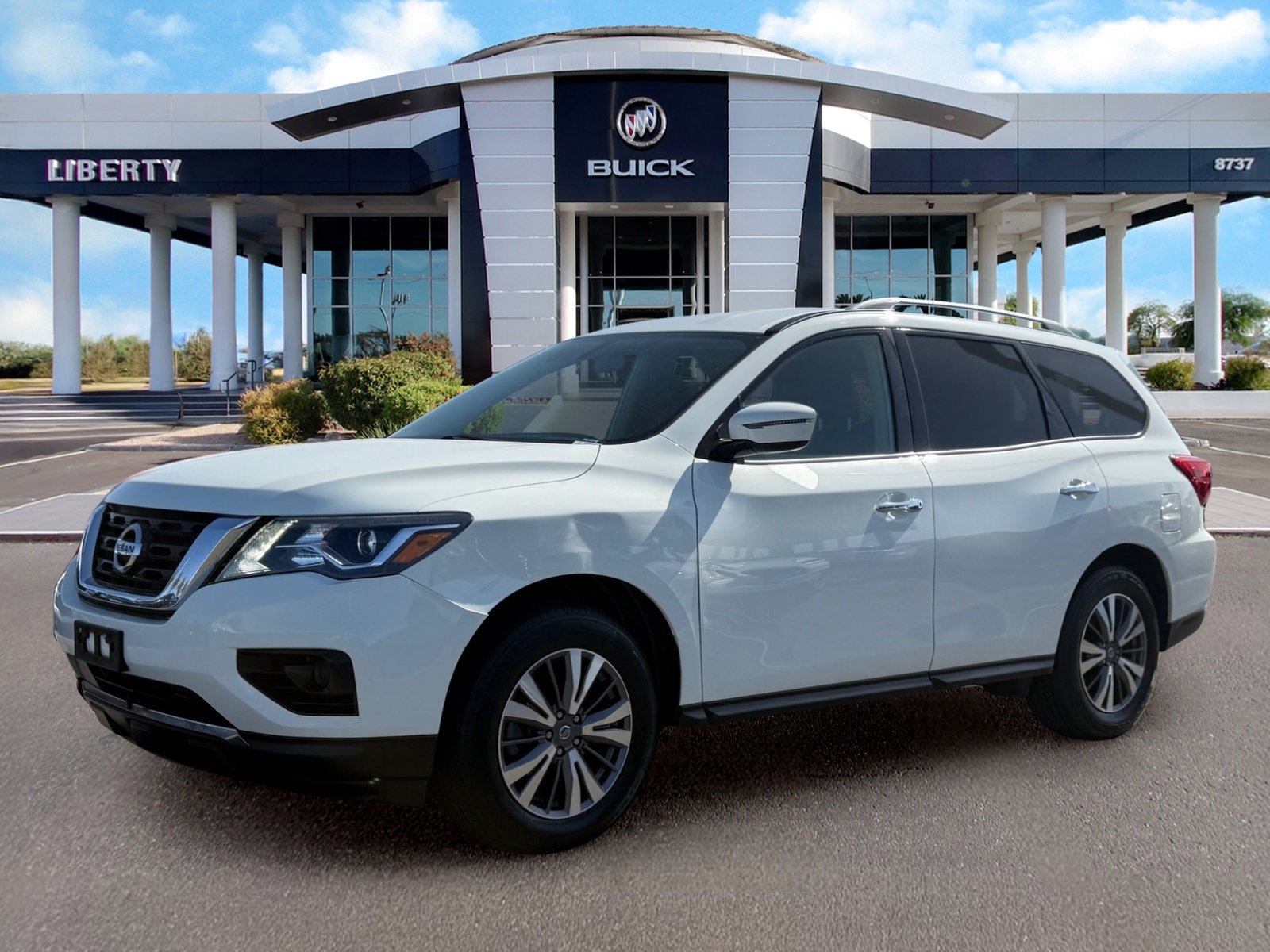 Used 2020 Nissan Pathfinder S AWD/4WD image 8