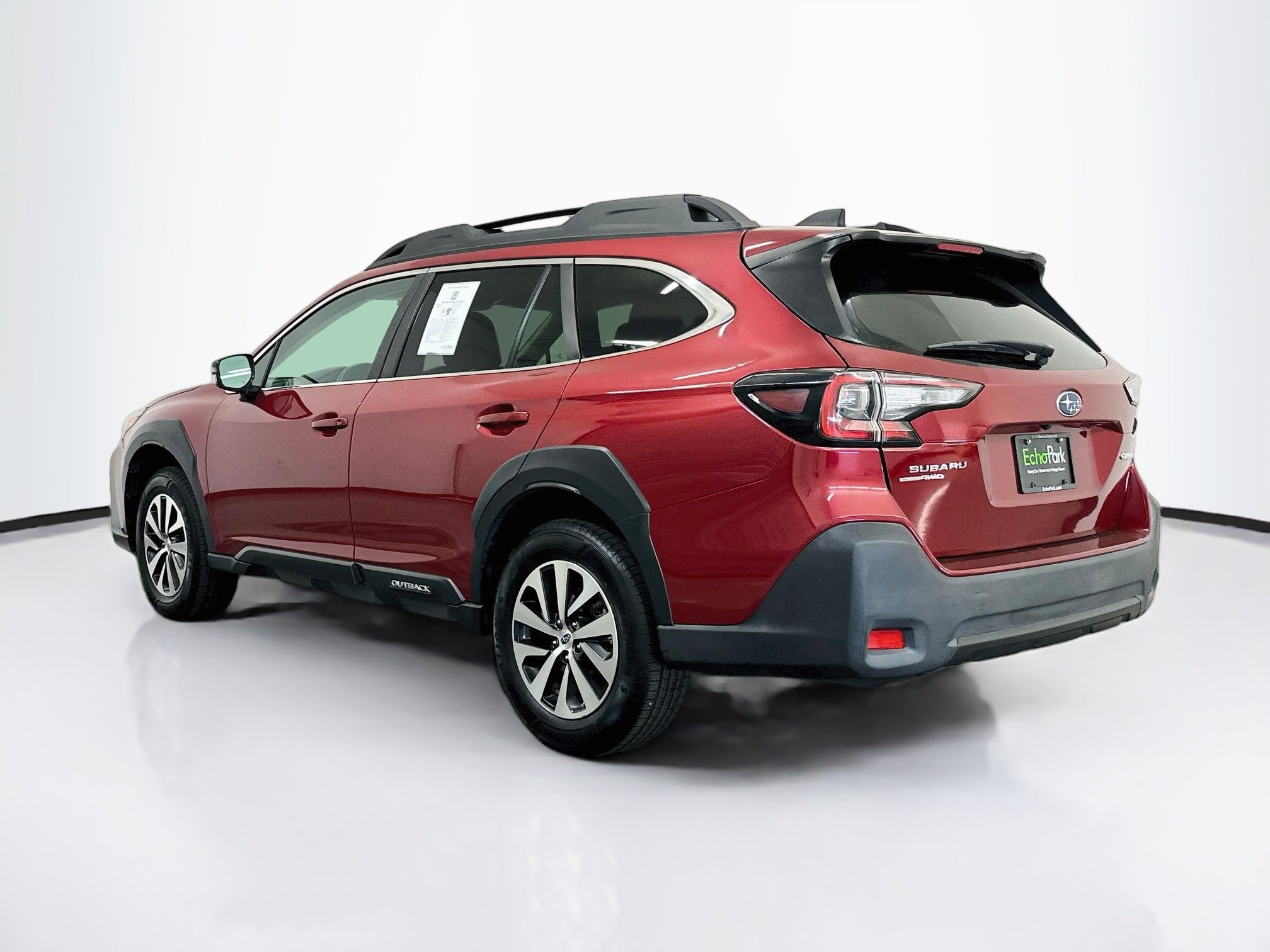Used 2025 Subaru Outback Premium AWD/4WD image 5