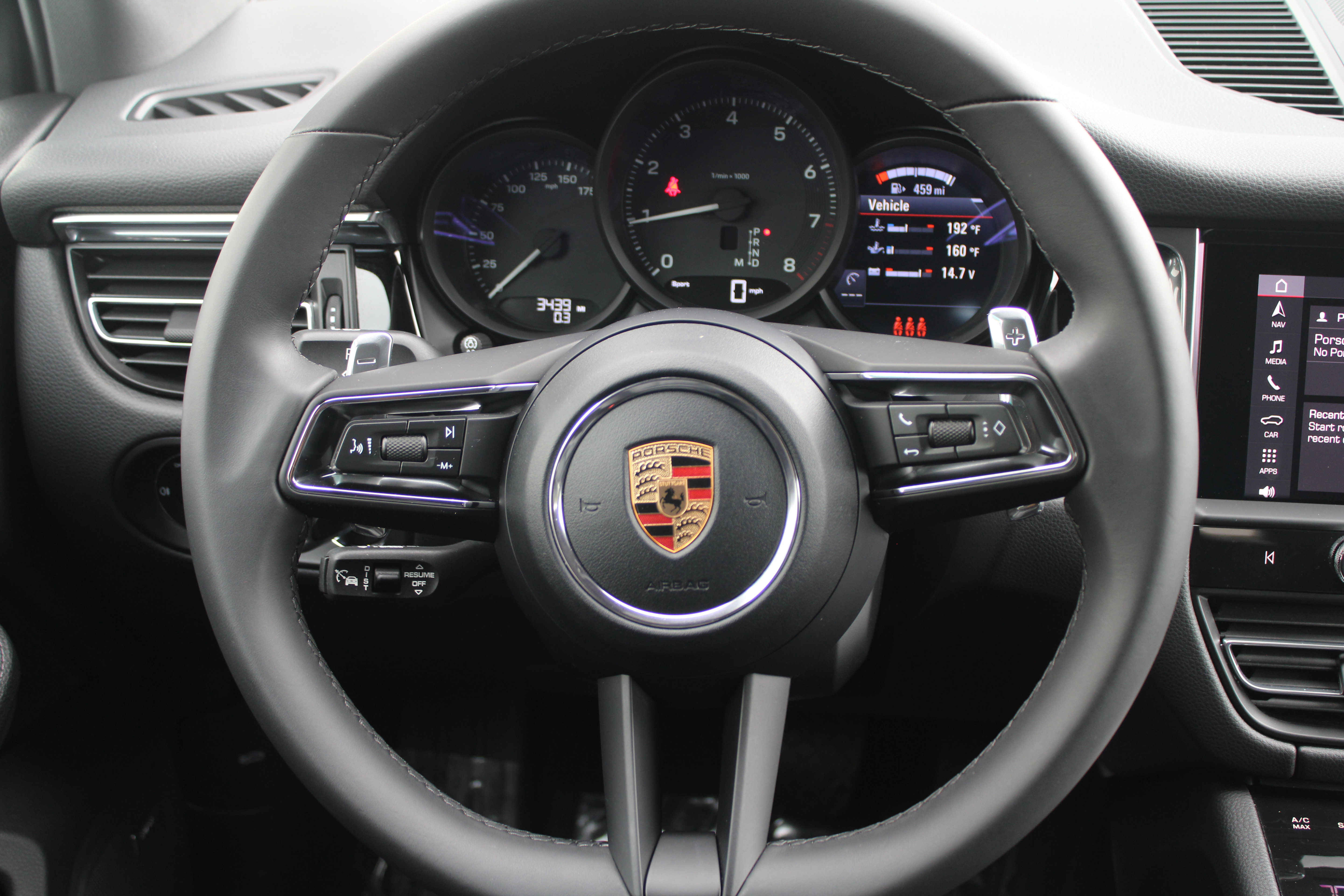 Certified 2026 Porsche Macan Turbo AWD/4WD image 18