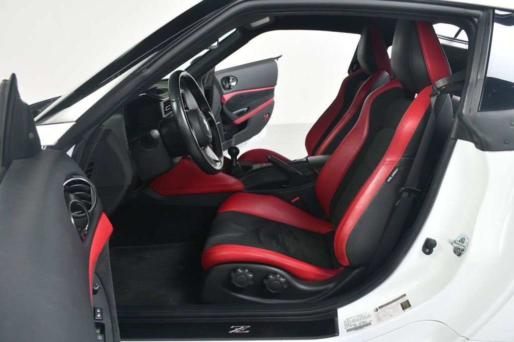 Used 2024 Nissan Z Performance w/ Floor Mat Package image 26