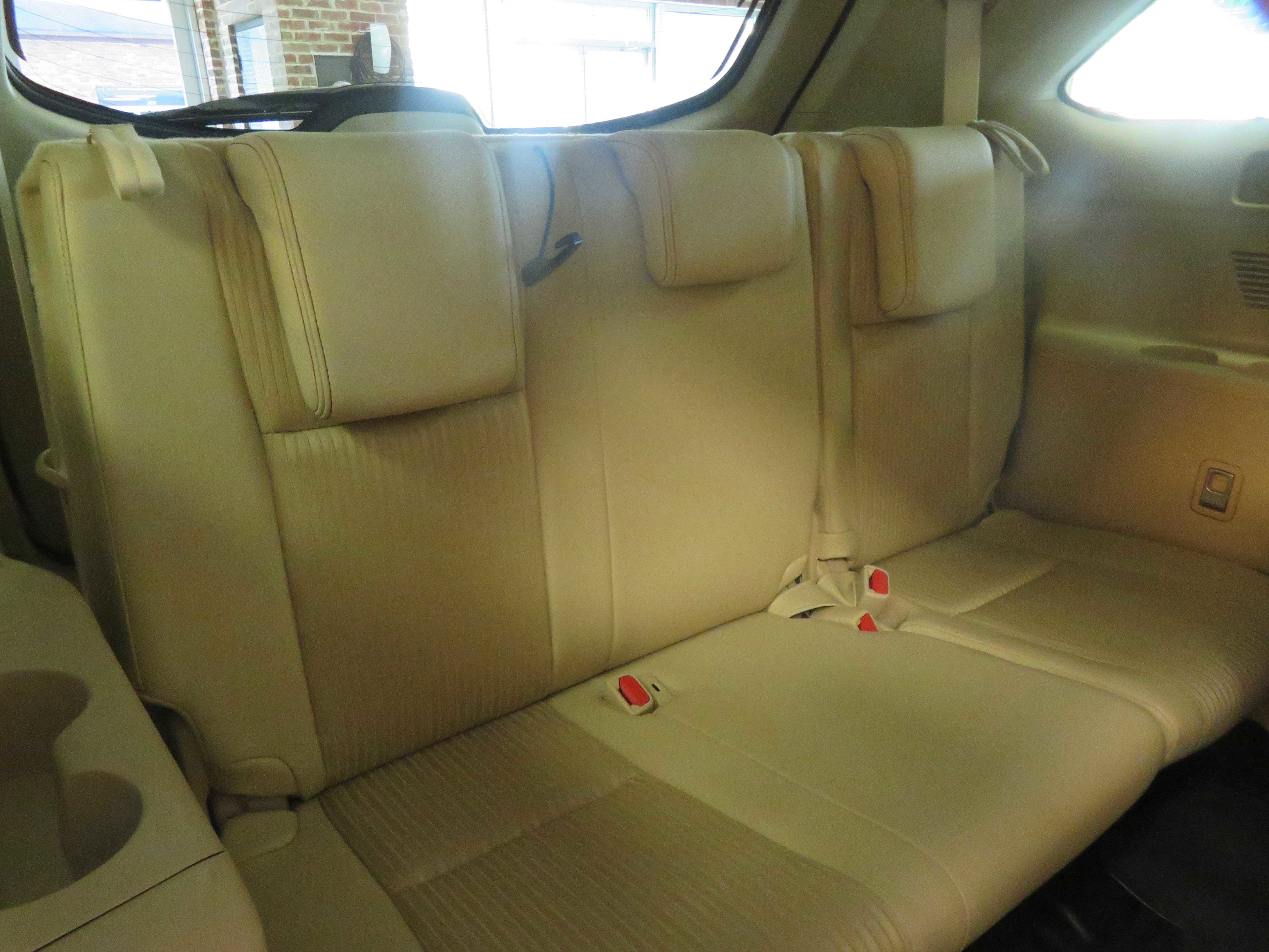 Used 2014 Toyota Highlander Plus FWD image 24