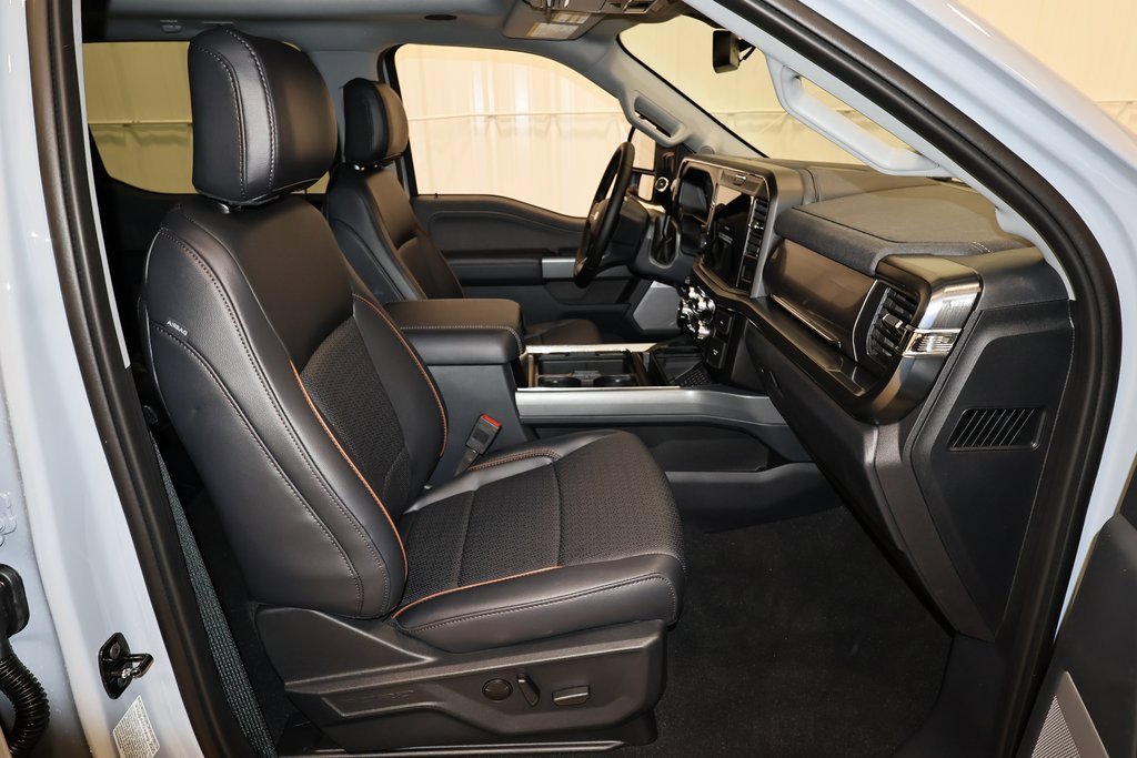 New 2025 Ford F350 Lariat w/ Lariat Ultimate Package image 16