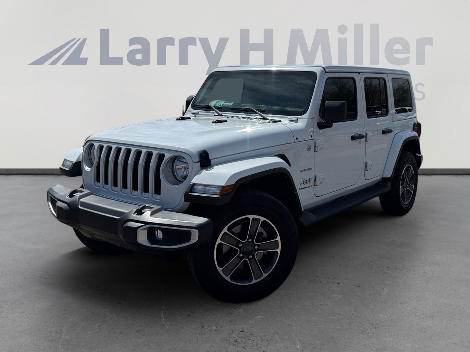 Used 2023 Jeep Wrangler Unlimited Sahara AWD/4WD image 1