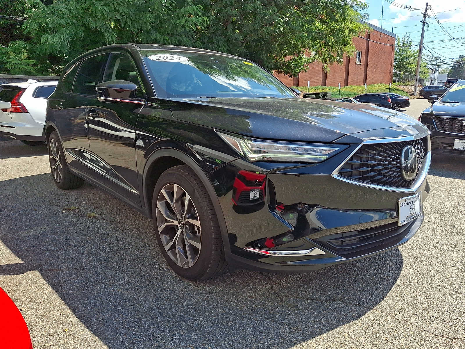 Used 2024 Acura MDX w/ Technology Package AWD/4WD image 3