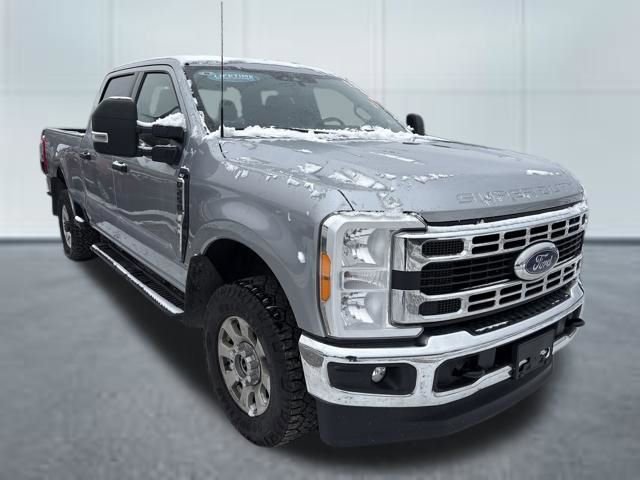 Used 2023 Ford F250 XLT image 5