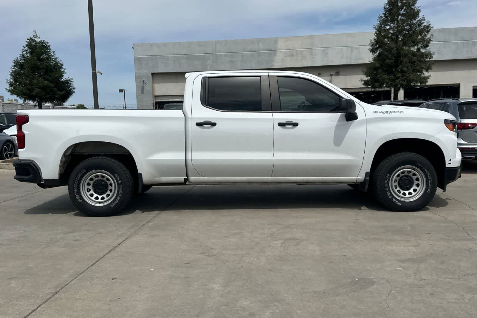 Used 2022 Chevrolet Silverado 1500 W/T w/ Trailering Package image 9