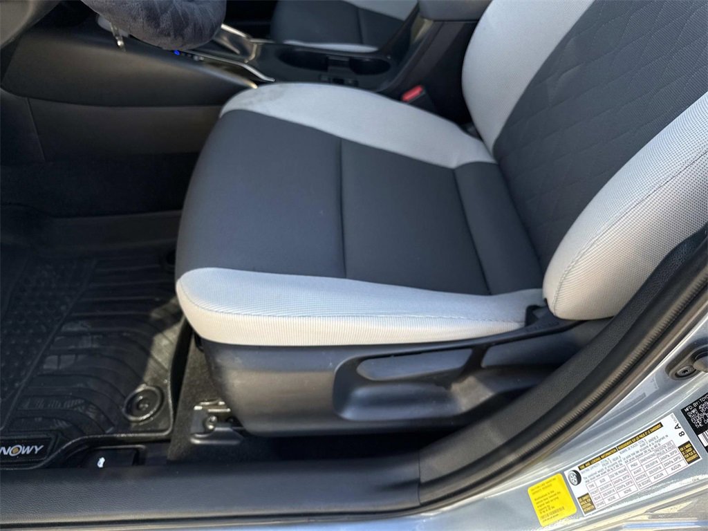 Used 2024 Toyota Corolla LE image 10