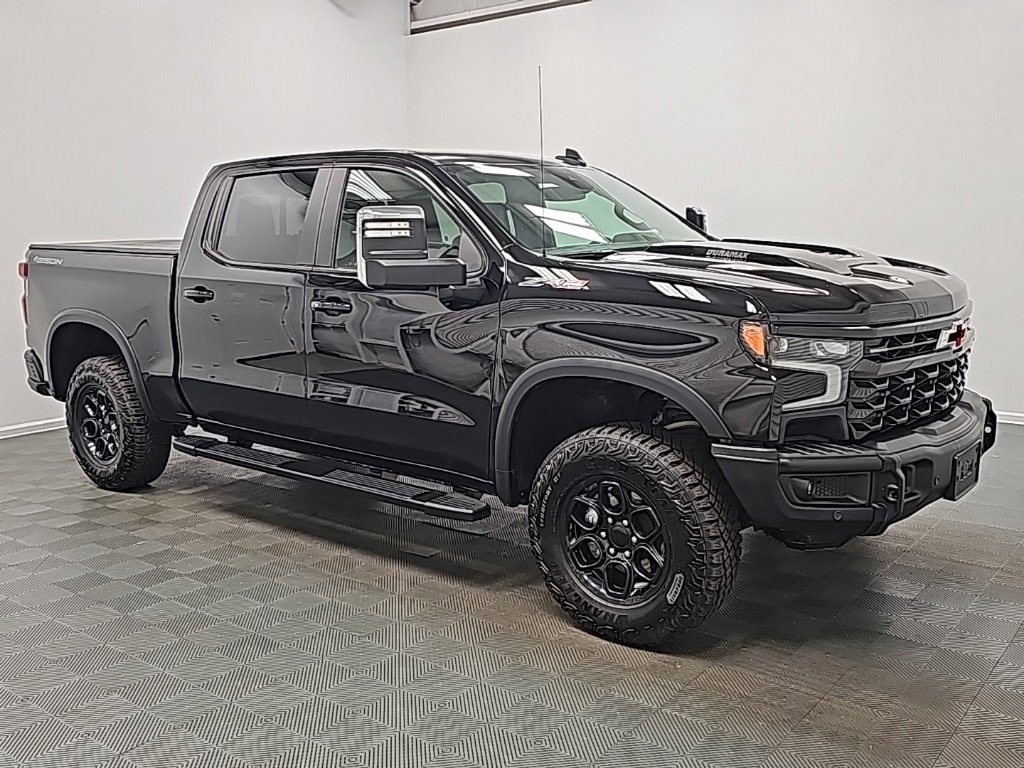 Used 2024 Chevrolet Silverado 1500 ZR2 w/ ZR2 Bison Edition image 2