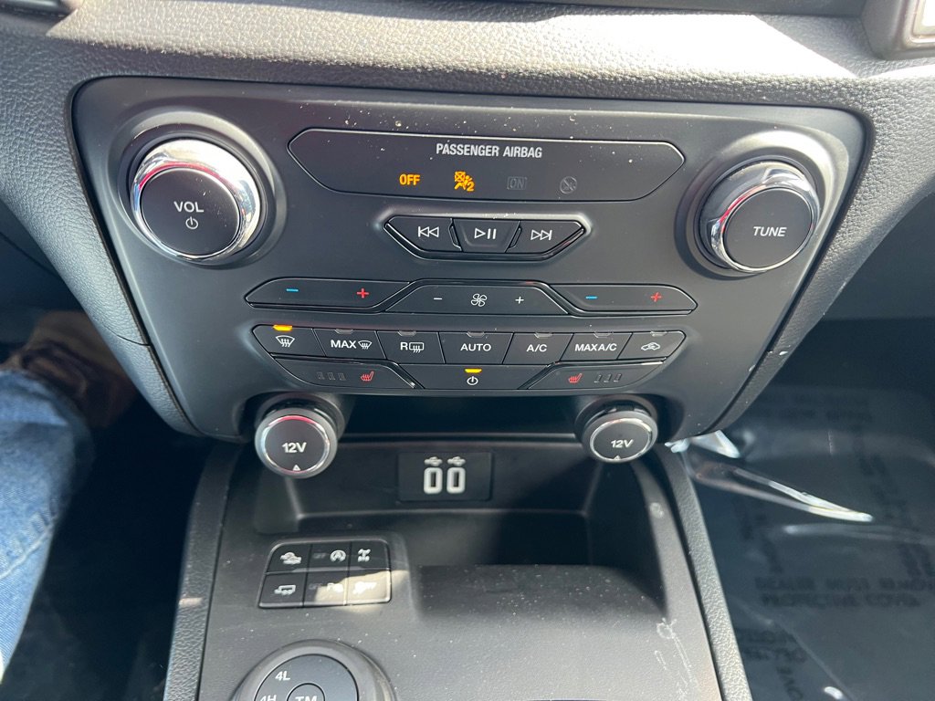 Used 2021 Ford Ranger Lariat w/ Tremor Off-Road Package image 29