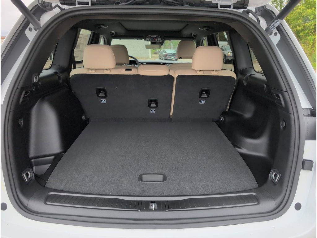 New 2025 Jeep Grand Cherokee Limited w/ Luxury Tech Group II image 34