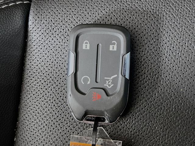 Used 2023 GMC Terrain SLT w/ Infotainment Package II image 13