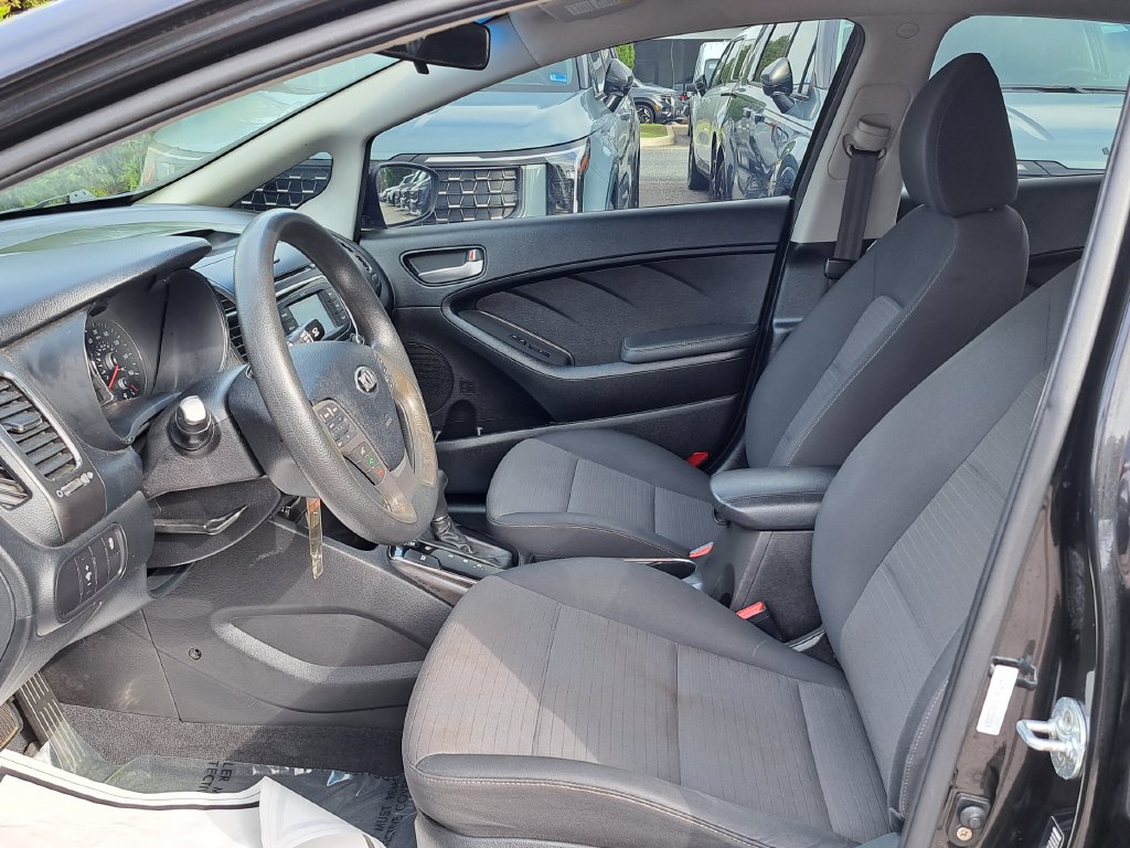 Used 2017 Kia Forte LX w/ LX Popular Package FWD image 19