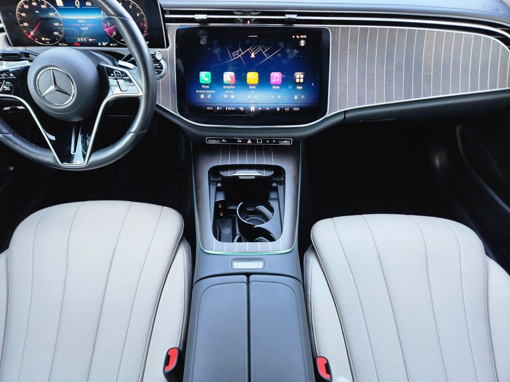 Used 2025 Mercedes-Benz E 350 4MATIC Sedan image 11