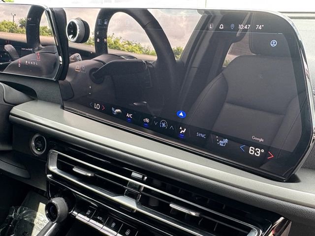 Certified 2024 Chevrolet Traverse LT w/ Trailering Package image 32