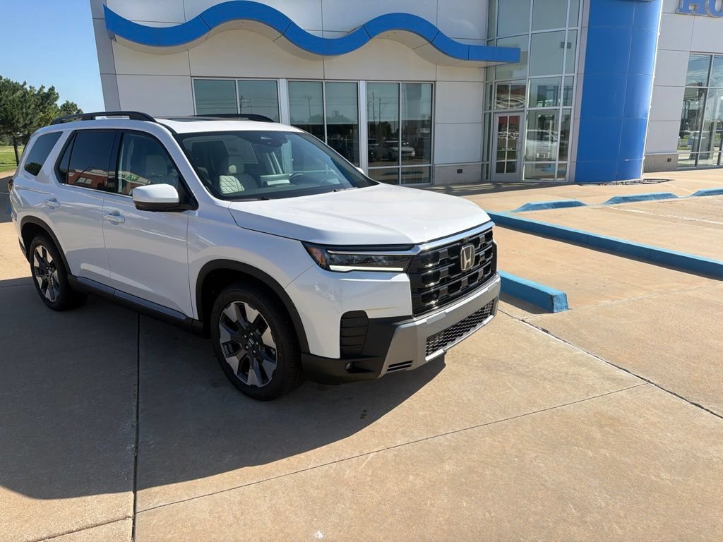 New 2026 Honda Pilot Elite image 2