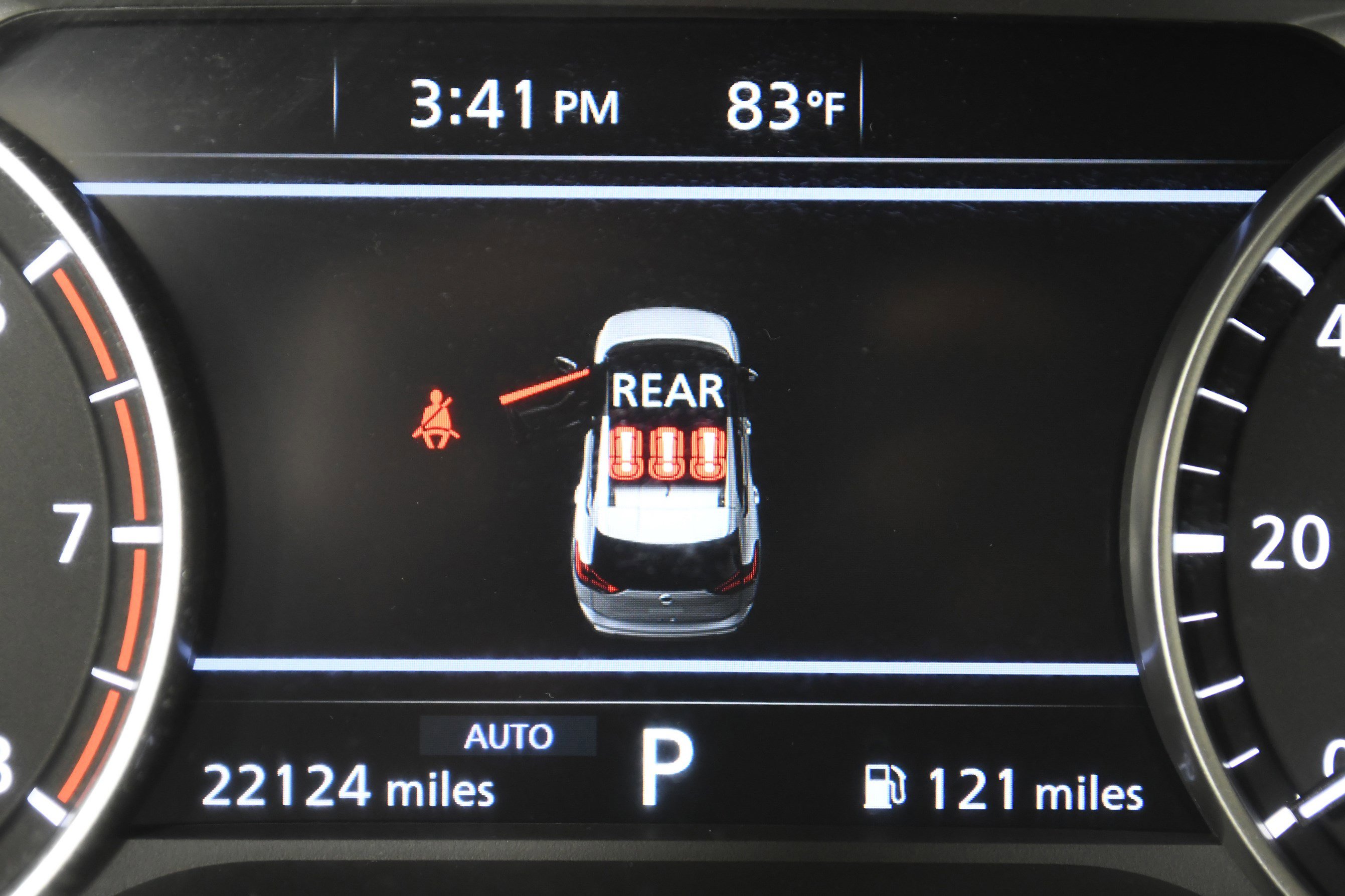 Used 2024 Nissan Rogue SV image 15