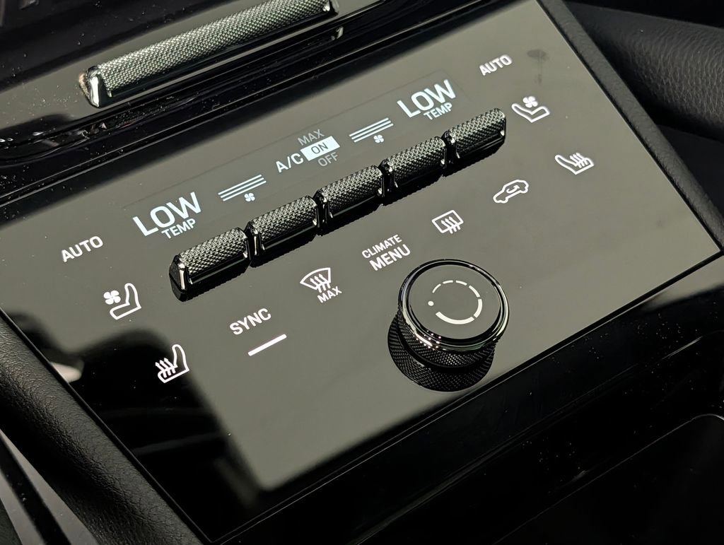 New 2026 Porsche Cayenne AWD/4WD image 32