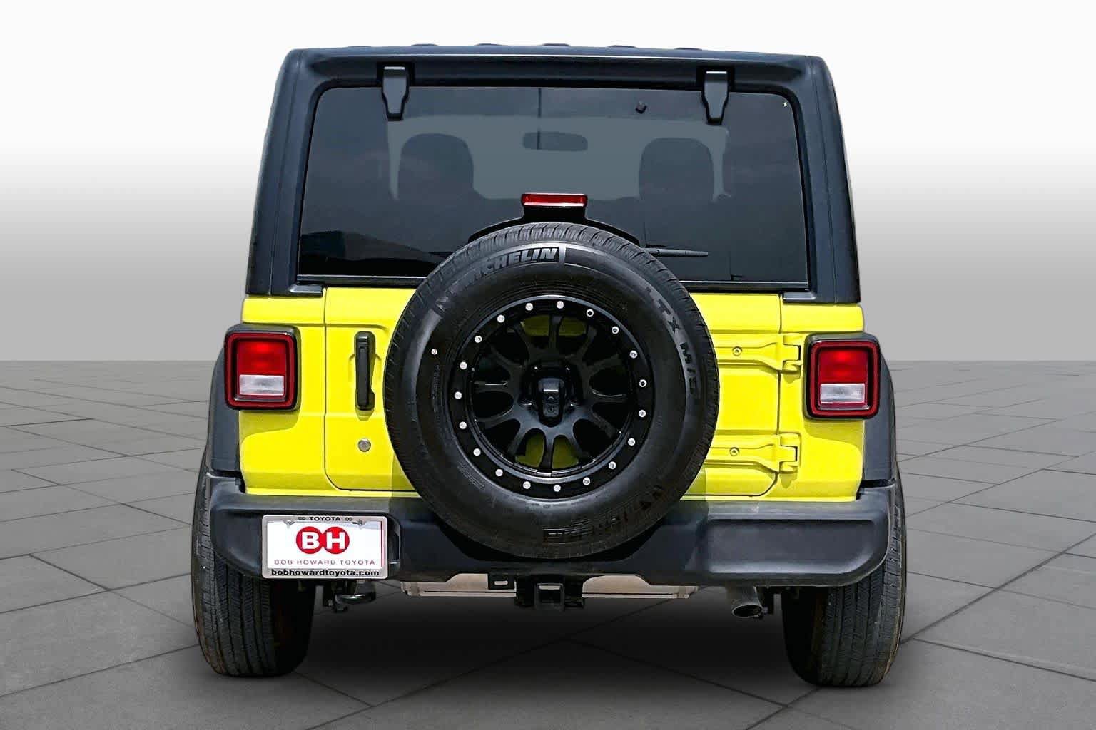 Used 2023 Jeep Wrangler Sport AWD/4WD image 5