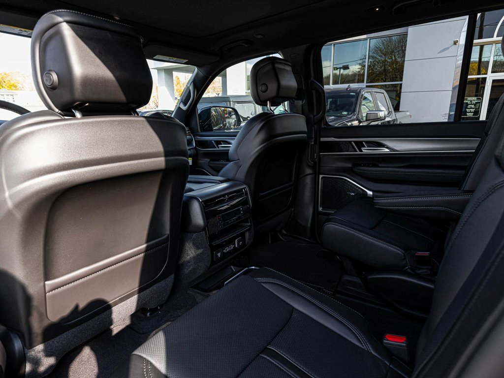 New 2025 Jeep Wagoneer Series II image 26