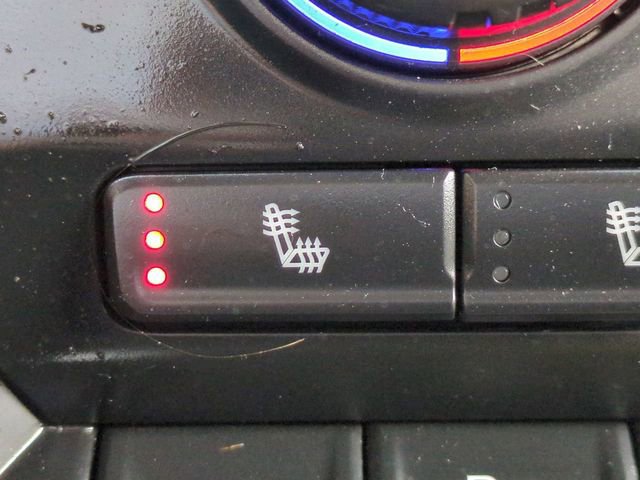 Used 2021 Chevrolet Silverado 1500 LT Trail Boss w/ Convenience Package II image 22