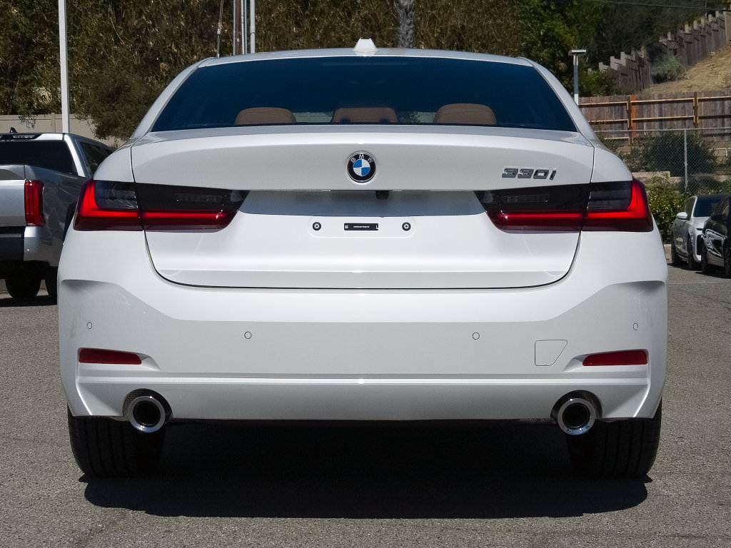 New 2026 BMW 330i Sedan w/ Premium Package RWD image 16