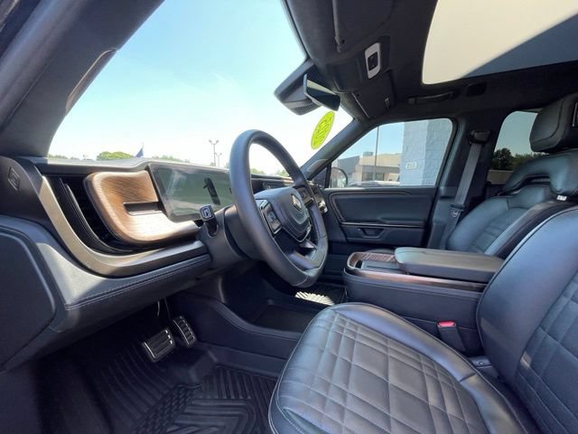 Used 2025 Rivian R1T Premium AWD/4WD image 10