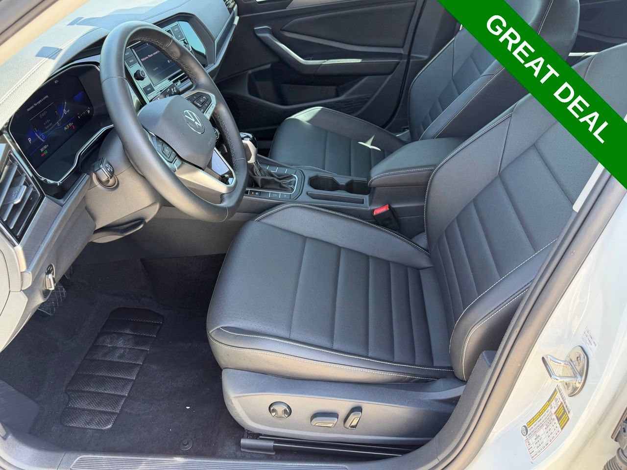 Used 2024 Volkswagen Jetta SE FWD image 27