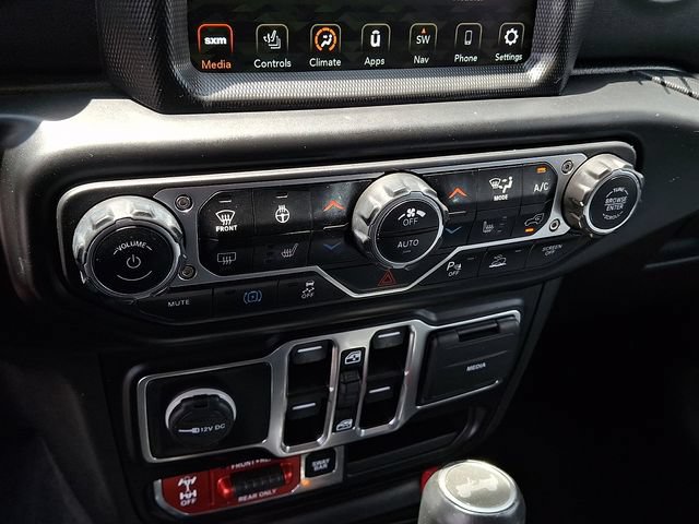 Used 2021 Jeep Wrangler Unlimited Rubicon 4xe w/ Cold Weather Group AWD/4WD image 13