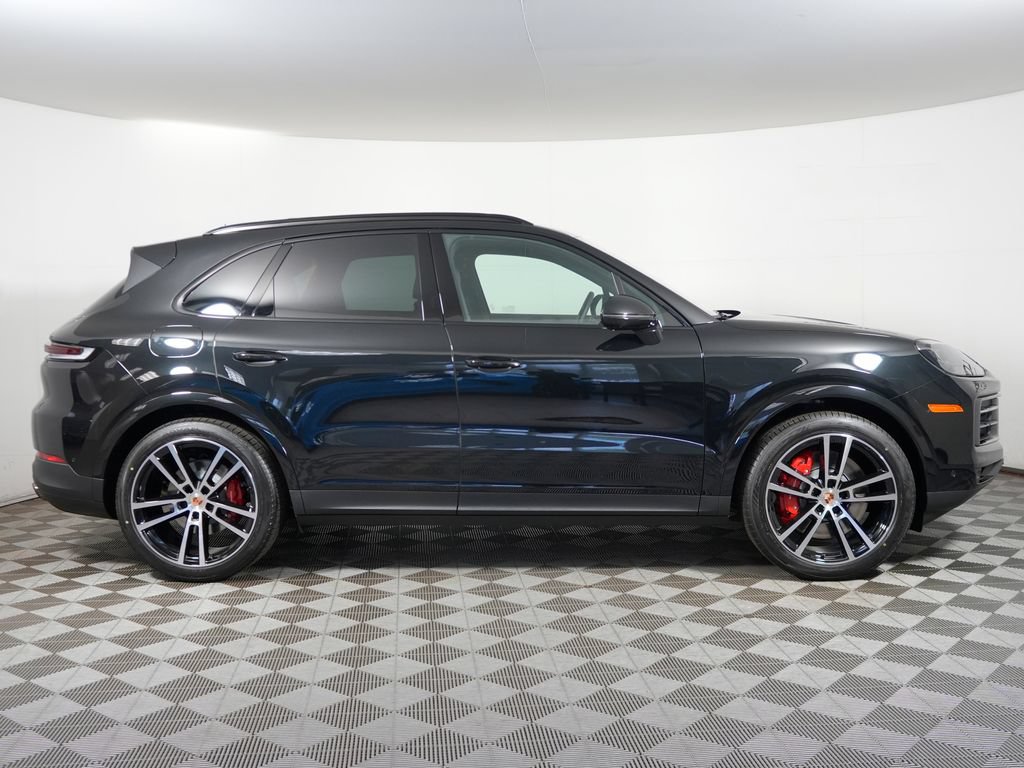 New 2026 Porsche Cayenne S AWD/4WD image 8