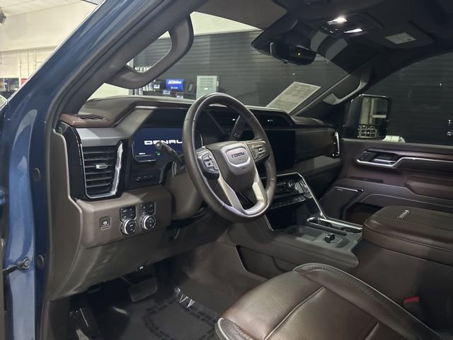 Used 2024 GMC Sierra 2500 Denali w/ Denali Reserve Package image 14