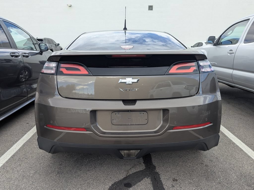 Used 2014 Chevrolet Volt Premium w/ Premium Trim Package FWD image 5