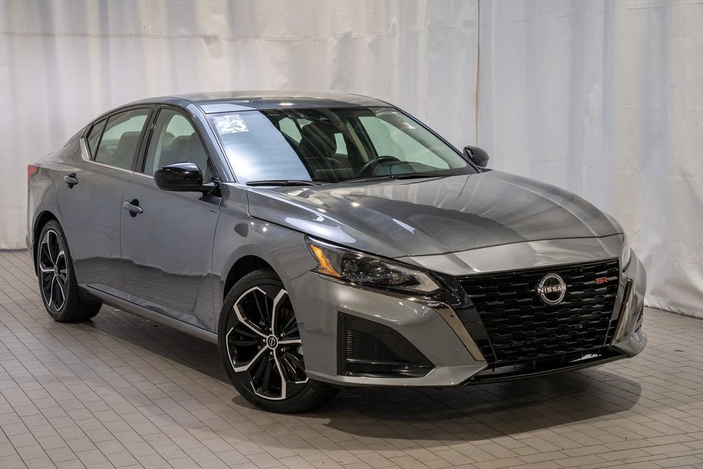 Used 2023 Nissan Altima 2.5 SR