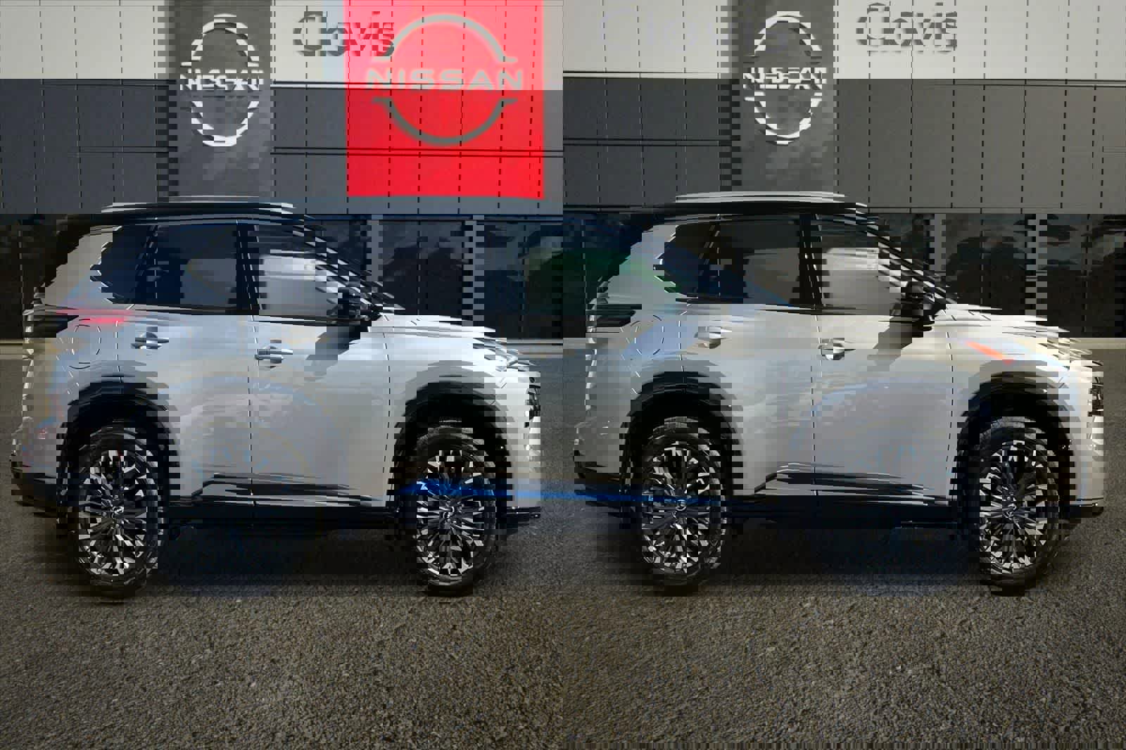 New 2026 Nissan Rogue Platinum image 9