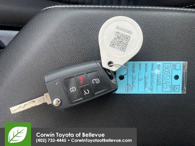 Used 2025 Volkswagen Jetta S image 16