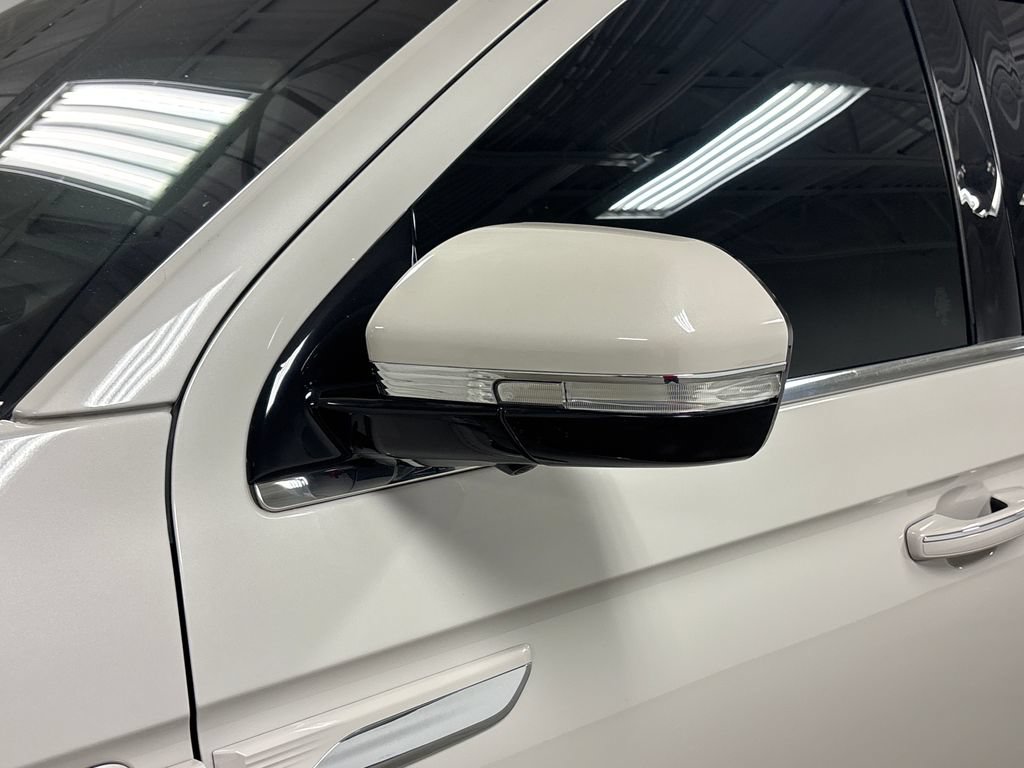 Used 2022 Lincoln Navigator Reserve AWD/4WD image 12