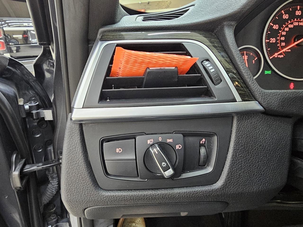 Used 2016 BMW 328i Sedan image 35