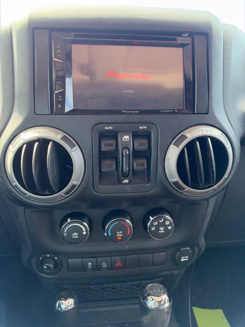 Used 2017 Jeep Wrangler Unlimited Sport w/ Quick Order Package 24S AWD/4WD image 12