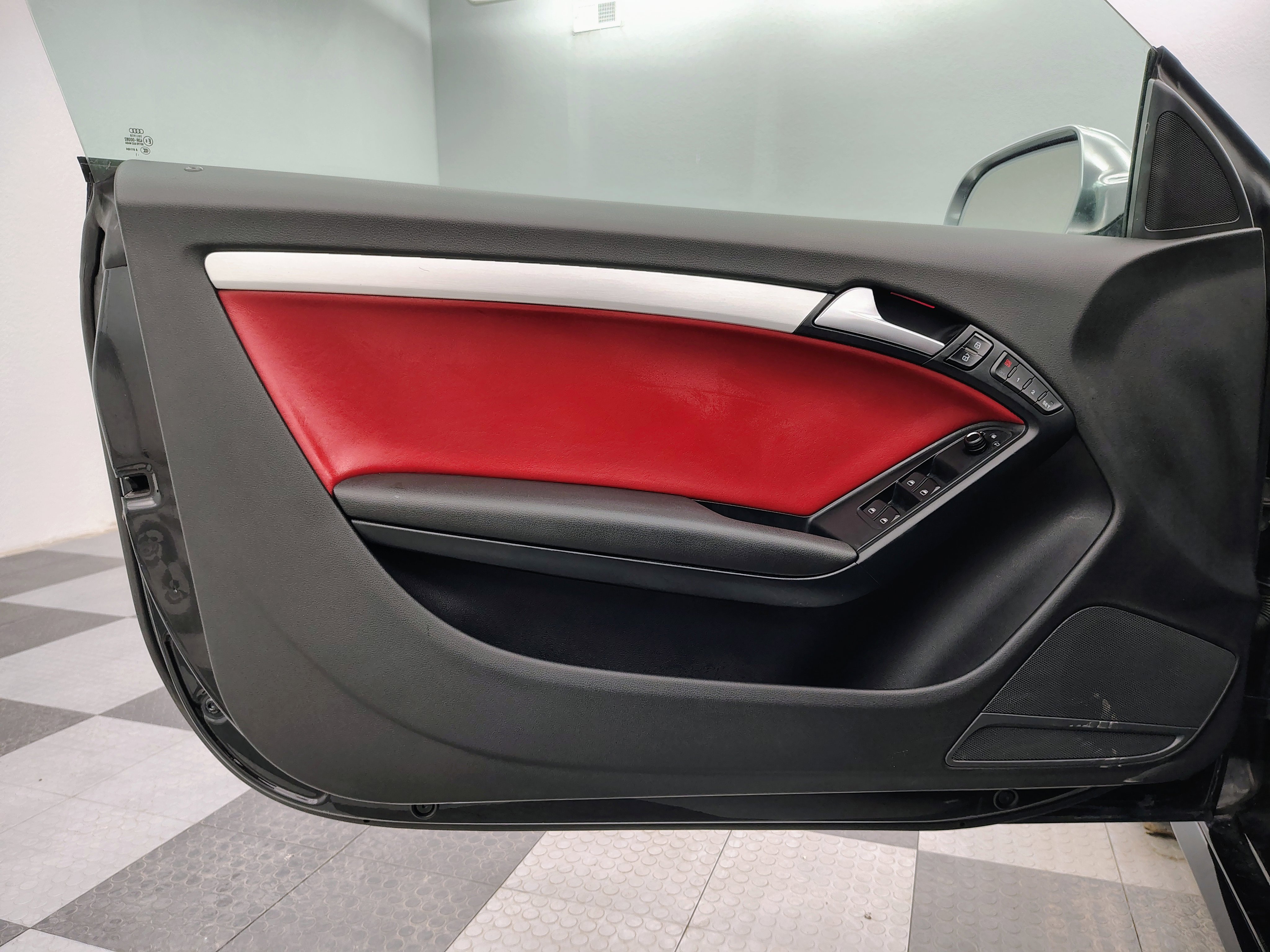 Used 2012 Audi S5 Premium Plus image 23