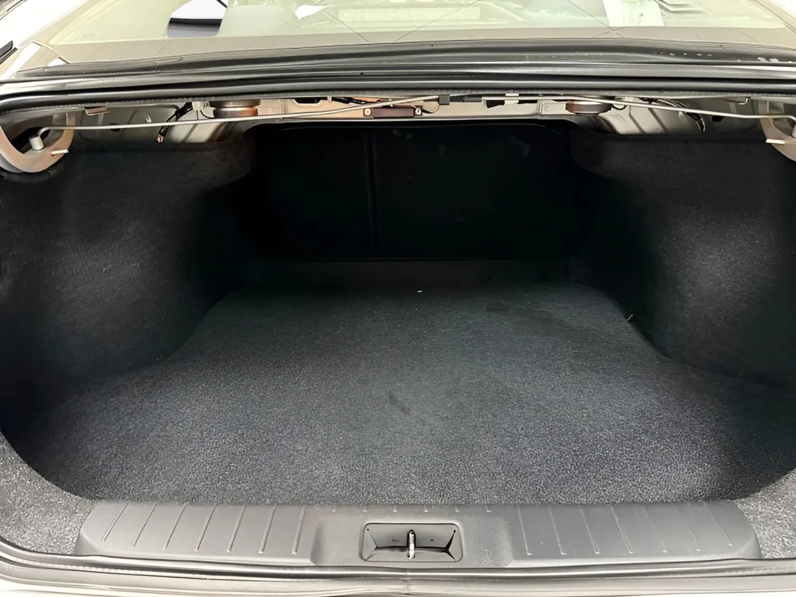 Used 2022 Nissan Sentra SV FWD image 12