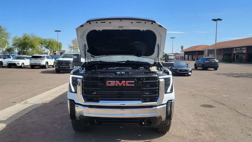 Used 2024 GMC Sierra 2500 Pro AWD/4WD image 34
