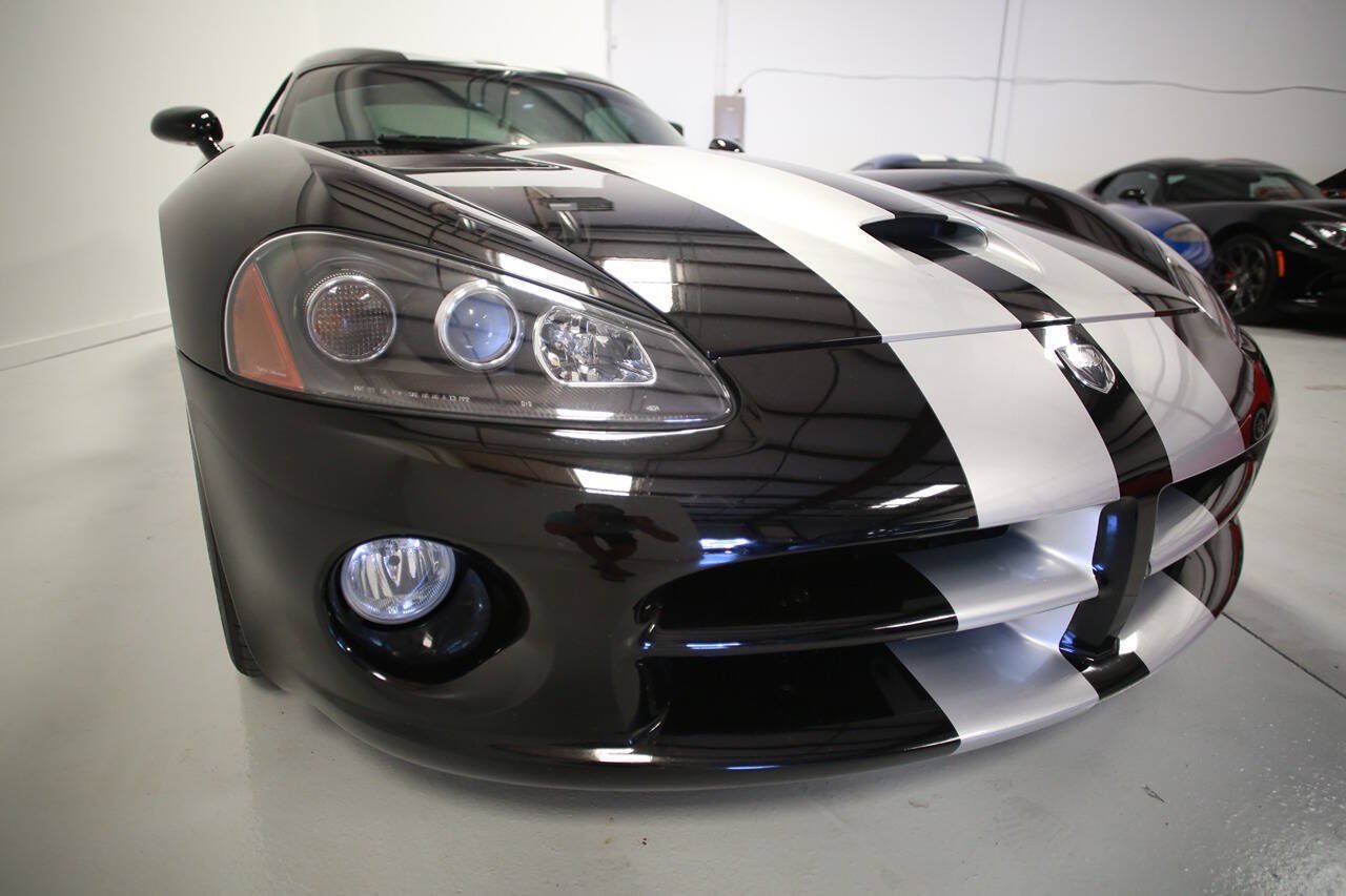 Used 2006 Dodge Viper SRT-10 RWD image 12
