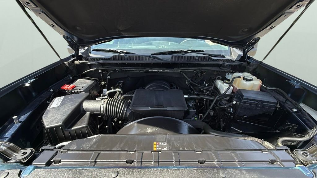 Certified 2021 Chevrolet Silverado 2500 Custom w/ Custom Value Package AWD/4WD image 35