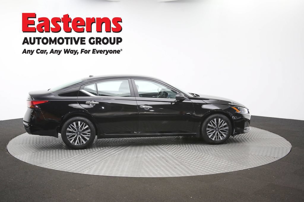 Used 2024 Nissan Altima 2.5 SV FWD image 46