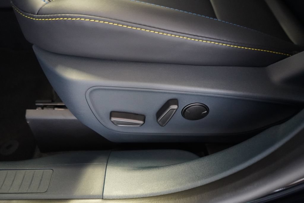 New 2026 Ford Maverick Lobo AWD/4WD image 18