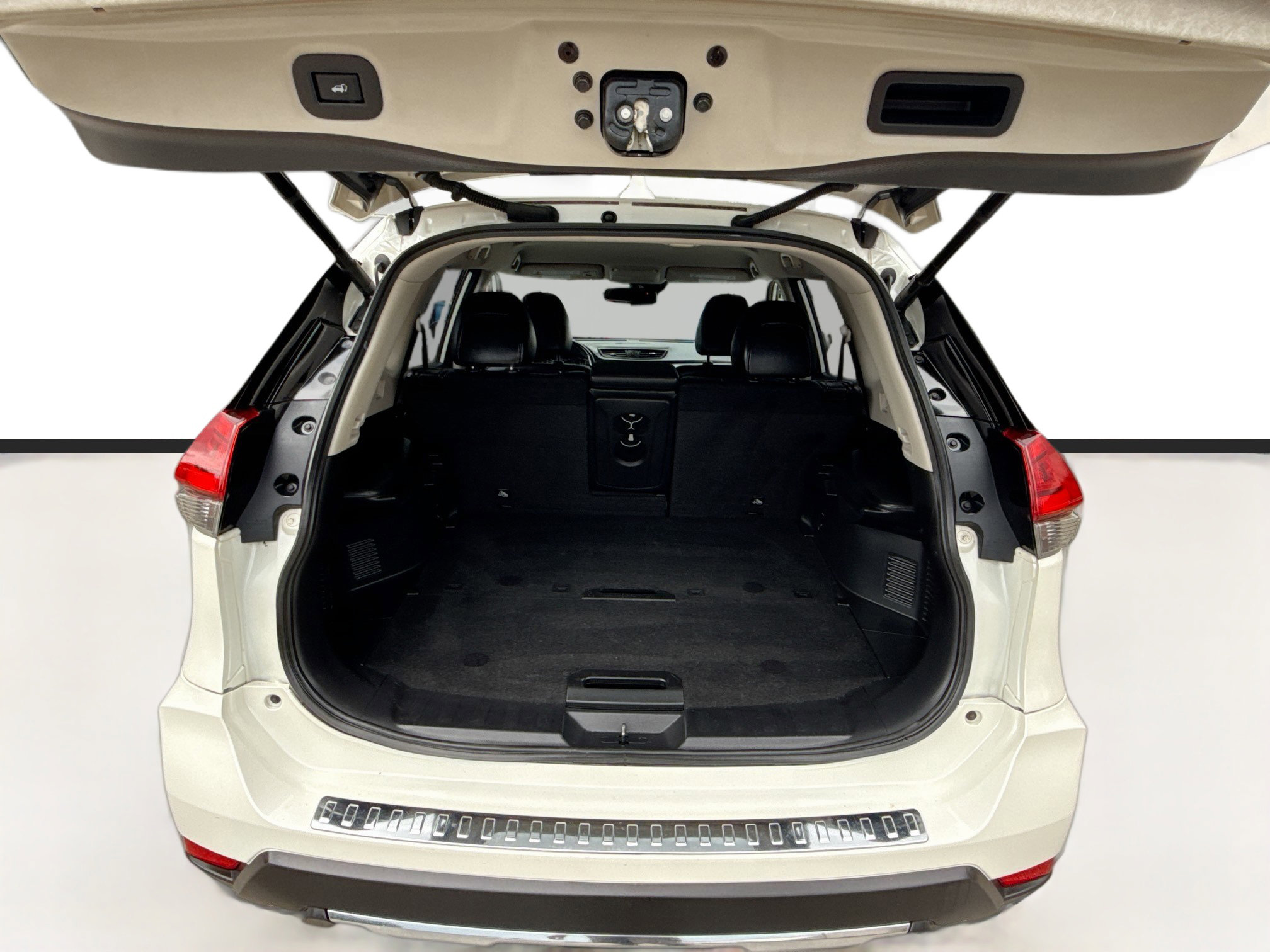 Used 2017 Nissan Rogue SL image 25