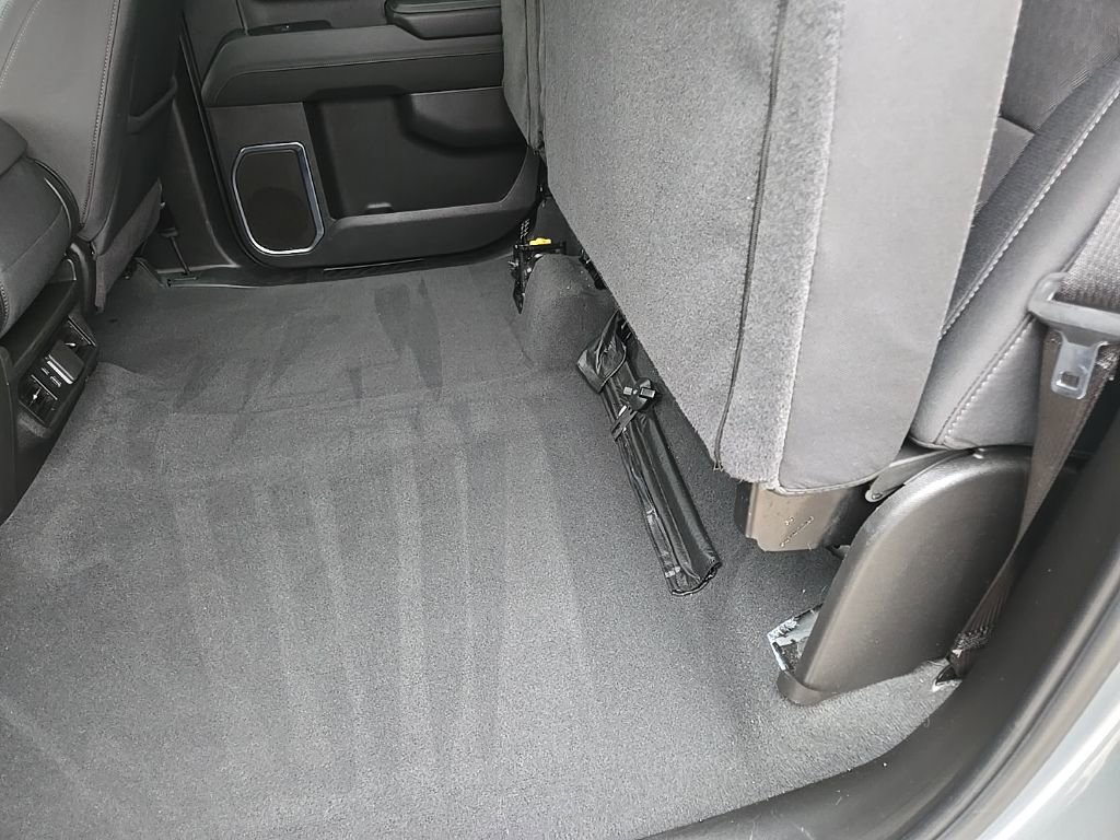 Used 2025 Chevrolet Silverado 1500 LT image 93