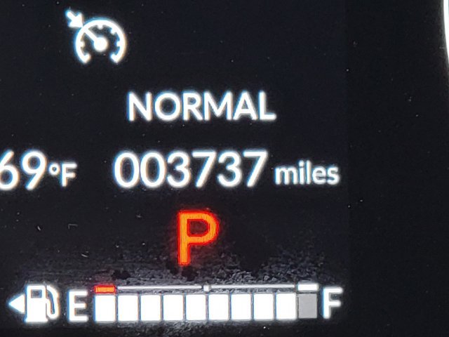 Used 2025 Honda HR-V LX image 31