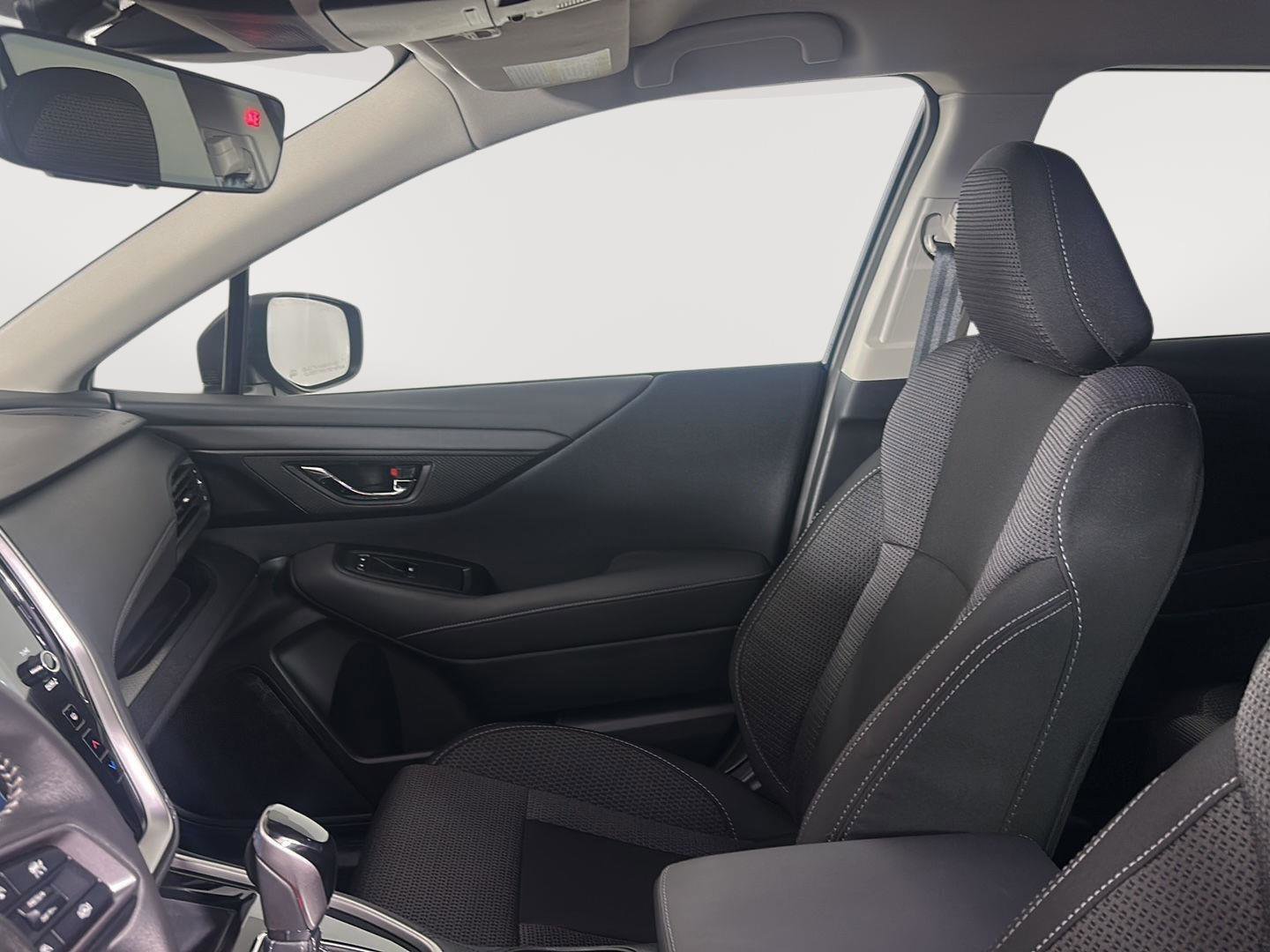 Certified 2025 Subaru Outback Premium w/ Popular Package #1A image 16